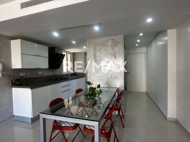 #2414 - Apartamento para Alquiler en Maracaibo - V