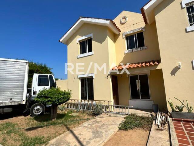 #2431 - Townhouse para Venta en Maracaibo - V