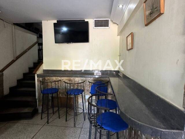 #2442 - Local Comercial para Alquiler en Maracaibo - V