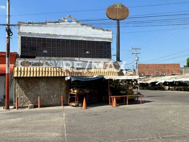 #2458 - Local Comercial para Venta en Maracaibo - V
