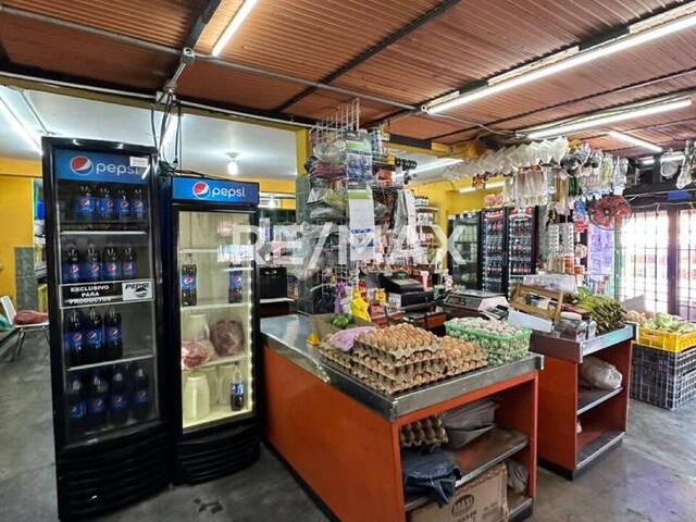 #2458 - Local Comercial para Venta en Maracaibo - V
