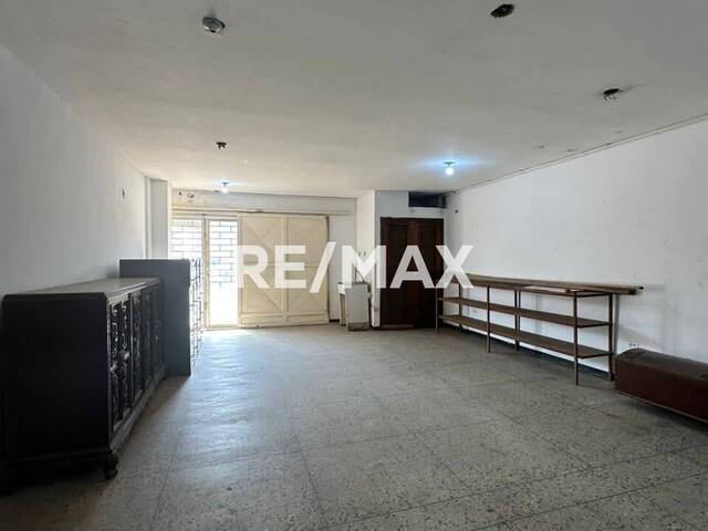 #2546 - Local Comercial para Alquiler en Maracaibo - V