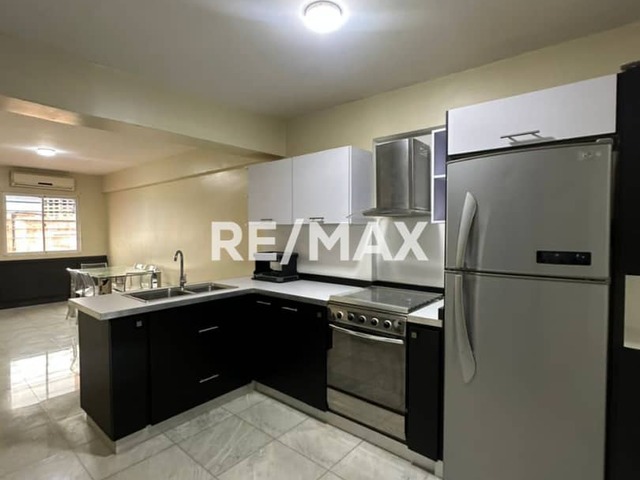#2556 - Apartamento para Alquiler en Maracaibo - V