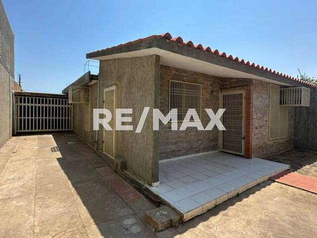 #2680 - Casa para Venta en Maracaibo - V