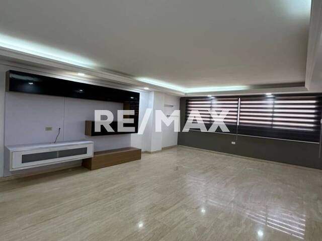 #2856 - Apartamento para Alquiler en Maracaibo - V - 3