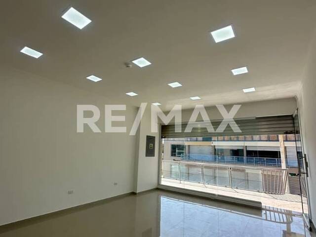 #3111 - Local Comercial para Venta en Maracaibo - V - 2