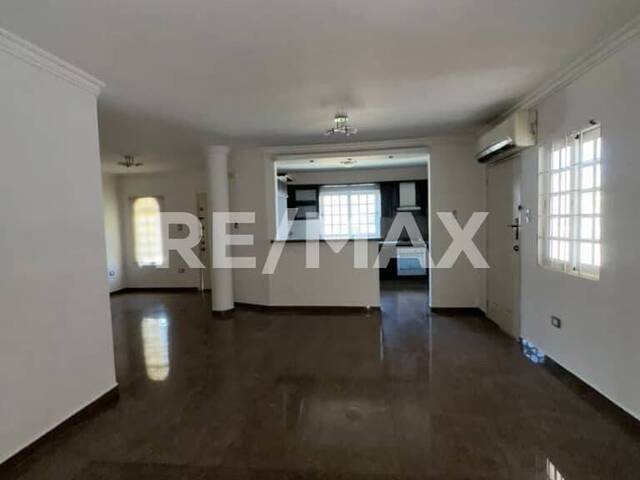 Casa para Alquiler en Maracaibo - 4