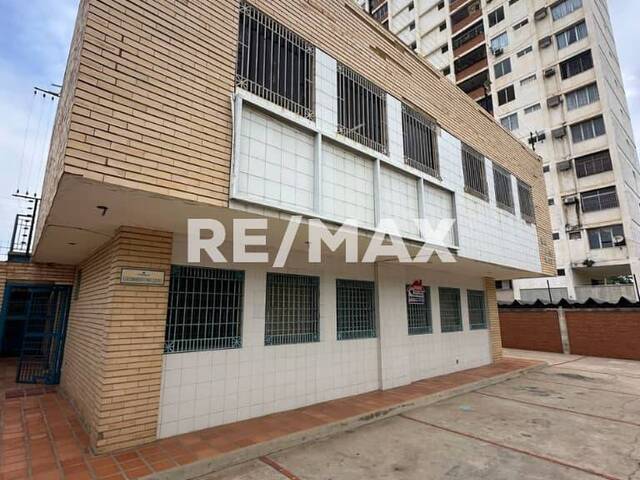 #3128 - Edificio comercial para Venta en Maracaibo - V - 1