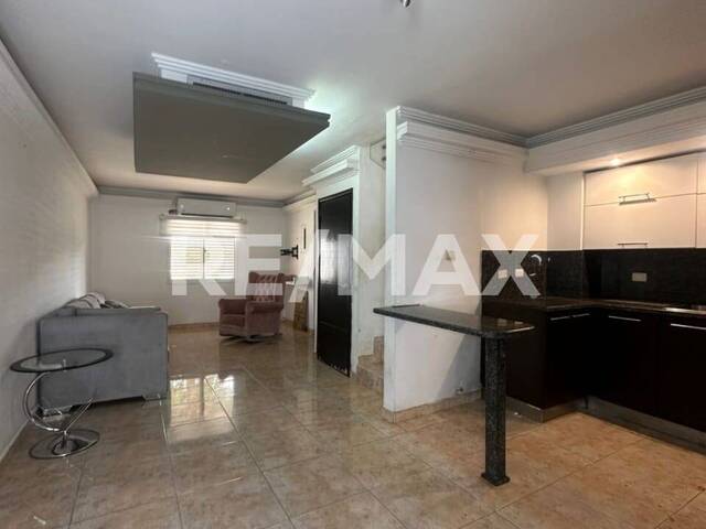 #3142 - Casa para Alquiler en Maracaibo - V - 2