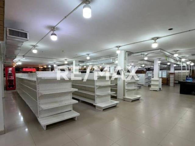 #3156 - Local Comercial para Venta en Maracaibo - V - 3