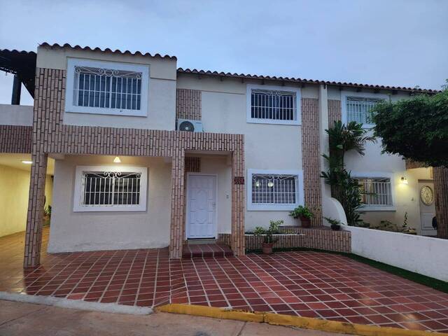 Venta en Isla Dorada - Maracaibo