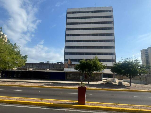Venta en Av 5 Julio - Maracaibo